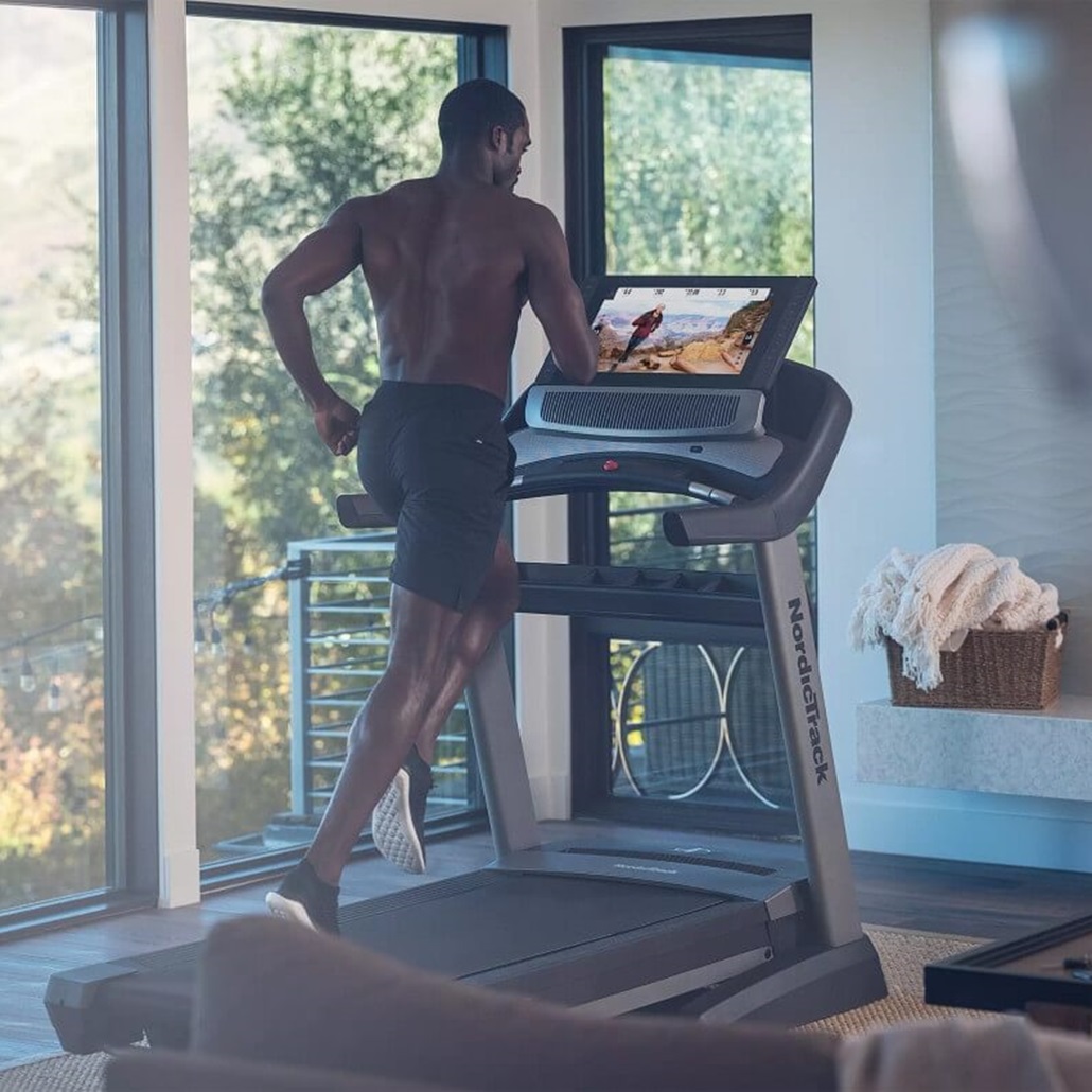 NTL19119 PARK CITY 0179 Pano